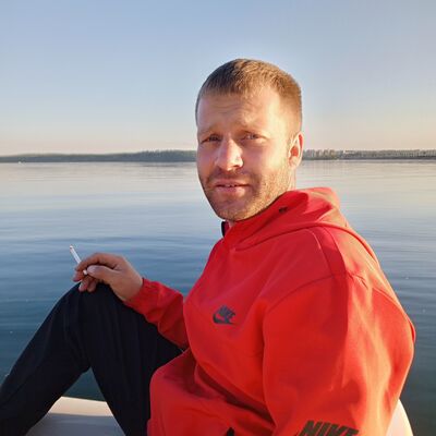  ,   Denis, 33 ,   ,   , c , 