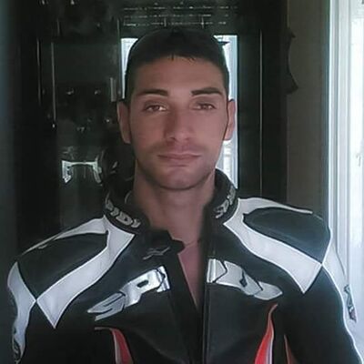  -,   Davide, 44 ,   ,   , c 
