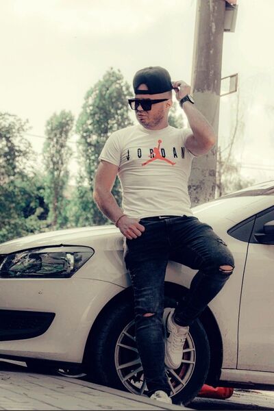  ,   Sergio, 34 ,   ,   
