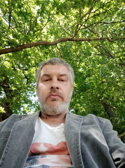  ,   Viktor, 51 ,   ,   , c 