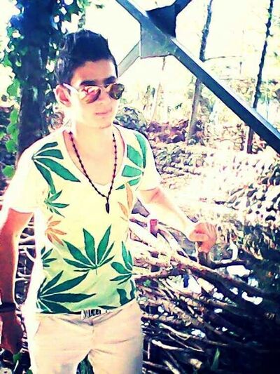  ,   Reza, 30 ,   