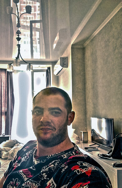  ,   Bohdan, 33 ,   ,   