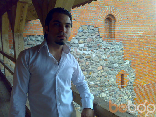  ,   Ali, 39 ,   
