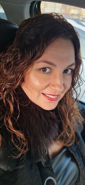  ,   Lisa, 41 ,   ,   