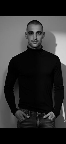  ,   Artur, 30 ,   ,   