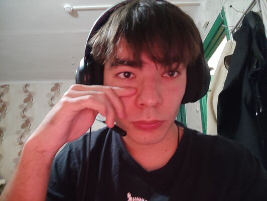  ,   Fanil, 21 ,   ,   
