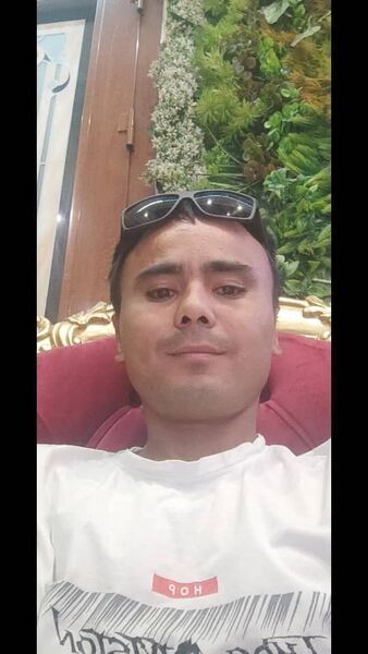  ,   Maxmudjon, 31 ,   ,   
