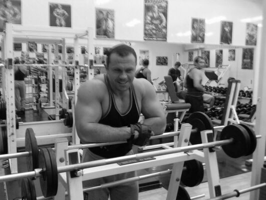  ,   Aleks west, 48 ,     , c 