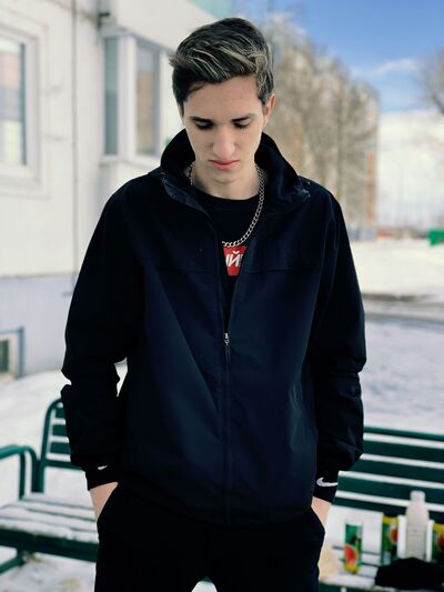  ,   MaksOni, 18 ,     , c 