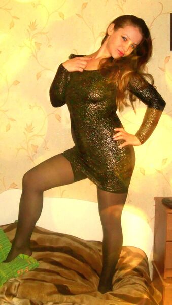  ,   Julia, 39 ,   