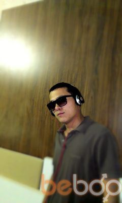  ,   Bahh Tee, 38 ,     , c , 