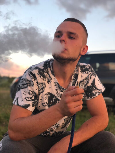  ,   Piotr, 28 ,   ,   