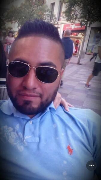  -,   Luis, 33 ,   ,   , c , 