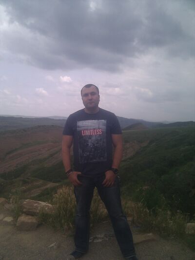  ,   Dima, 38 ,   