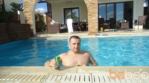  ,   Alex, 44 ,   