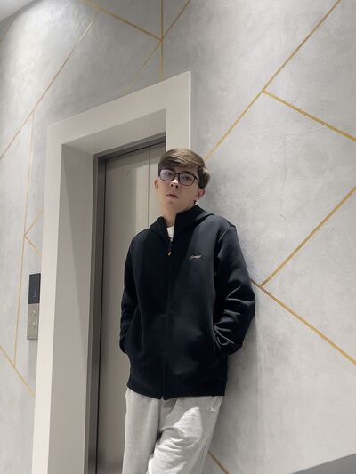  ,   Akbarshox, 19 ,   ,   