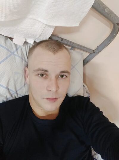 ,   Ivan, 27 ,   c 