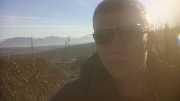  ,   Leon, 40 ,   