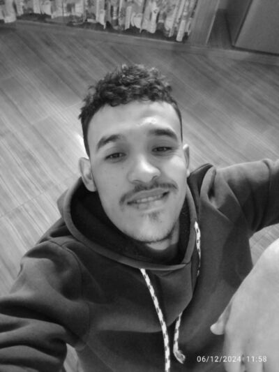  ,   Walid Hk, 26 ,   ,   