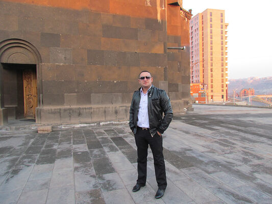  ,   ERIK, 38 ,   ,   , c 