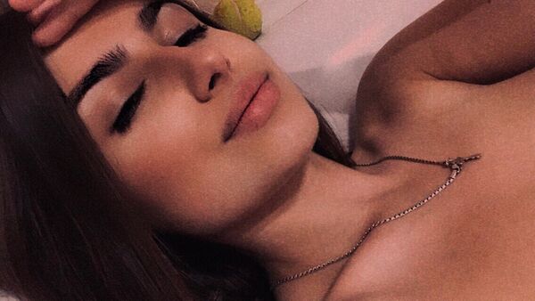  ,   Alina, 23 ,   ,   , c , 