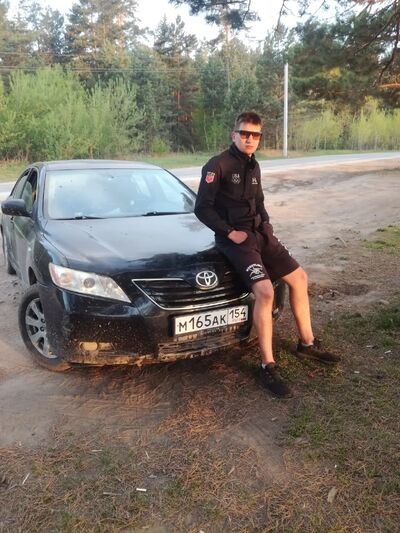  ,   Maksim, 22 ,   ,   