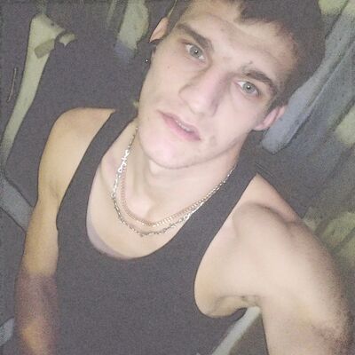  ,   Pavel, 29 ,   ,   
