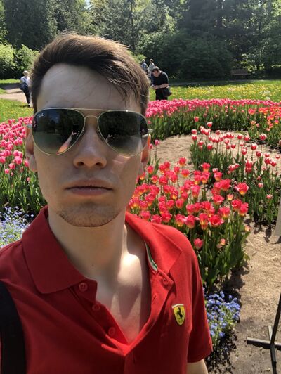  -,   Denis, 28 ,   ,   