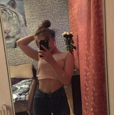 -,   Eva, 24 ,   ,   , c 