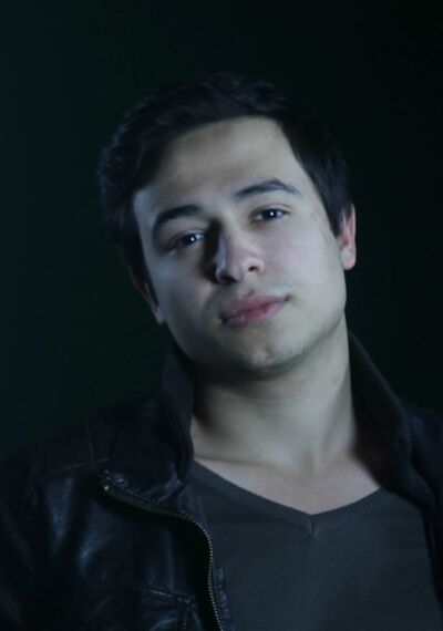  ,   Arman, 32 ,   ,   , c 