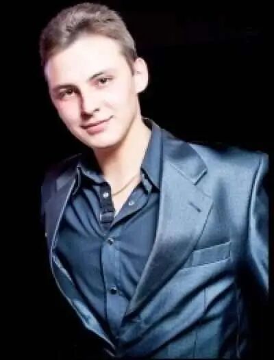  33942197  Gennady, 36 ,    