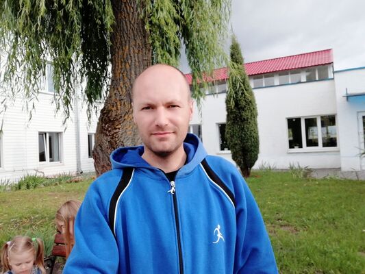  ,   Denis, 38 ,   ,   , c 