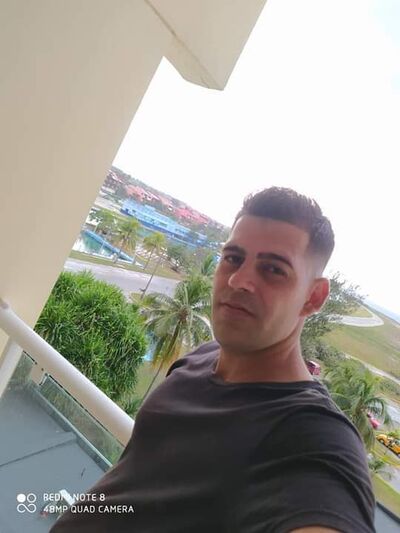  ,   Daniel, 32 ,   ,   