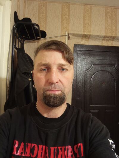  ,   Vladislav, 44 ,   c 