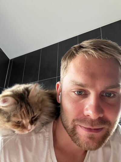  -,   Roman, 33 ,   ,   