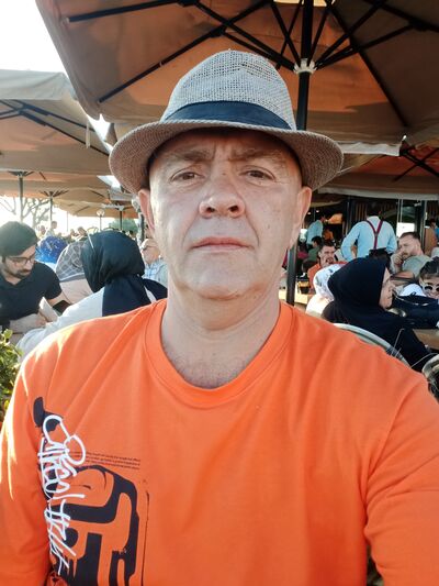  ,   Hakan, 48 ,   ,   