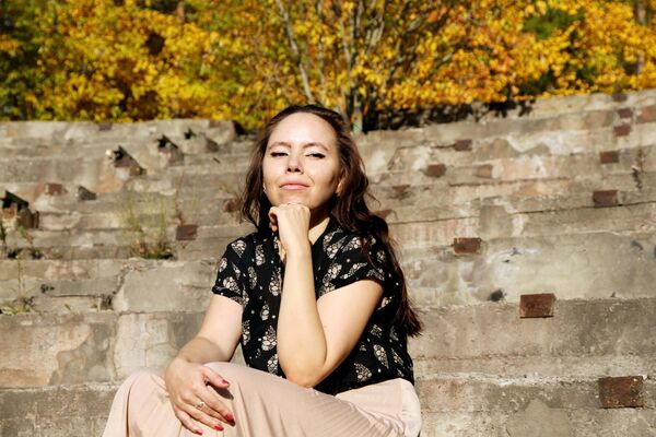  ,   Claudiyaa, 40 ,   ,   , c 