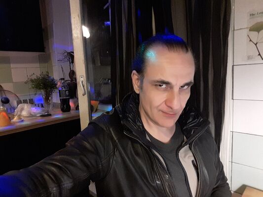  ,   Georgee, 48 ,     , c 