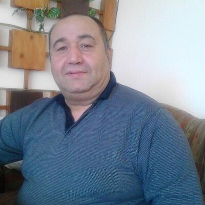 ,   Edward Ken, 63 ,   c , 