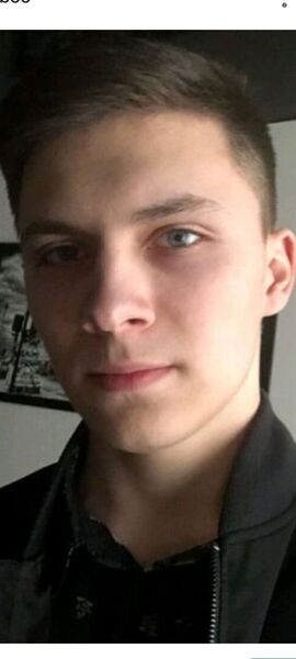  ,   Alex, 32 ,   ,   
