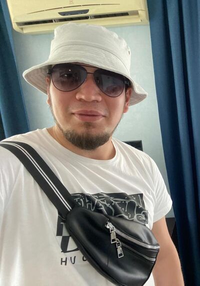  ,   Zarif, 39 ,   ,   
