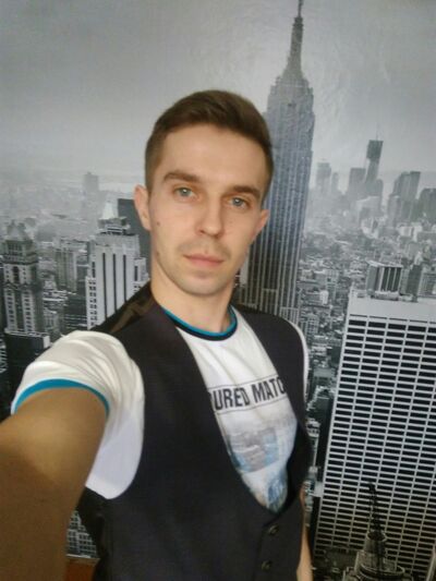  ,   Dmitrii, 32 ,   ,   , c 