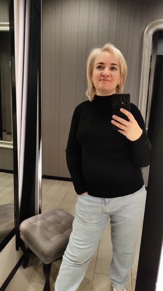  ,   Alena, 37 ,   c 