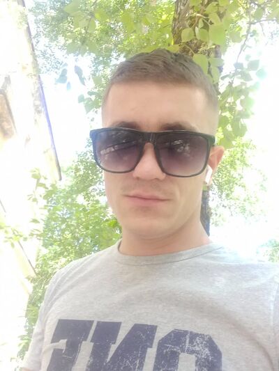  ,   Alecsei, 28 ,   c 