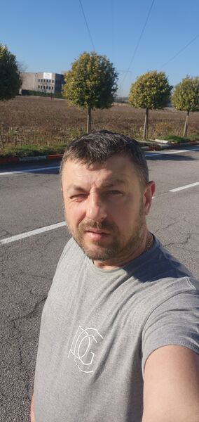  ,   Ruslan, 48 ,   ,   , c , 