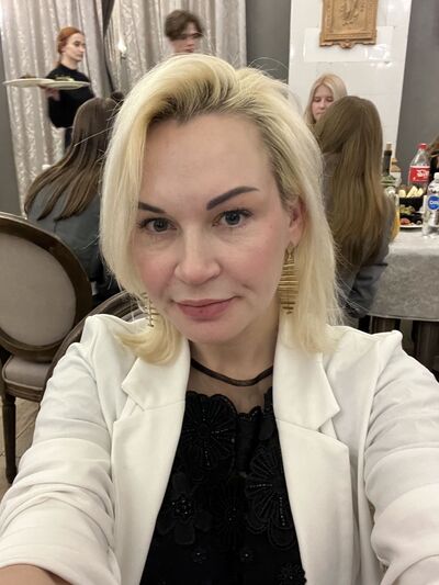  ,   Katya, 37 ,   c 