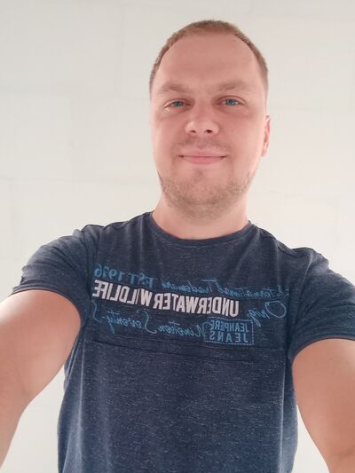  ,   , 33 ,   c 