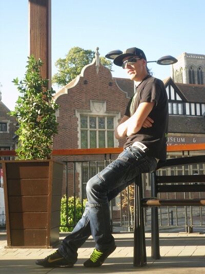  ,   Valentins, 37 ,   ,   , c 