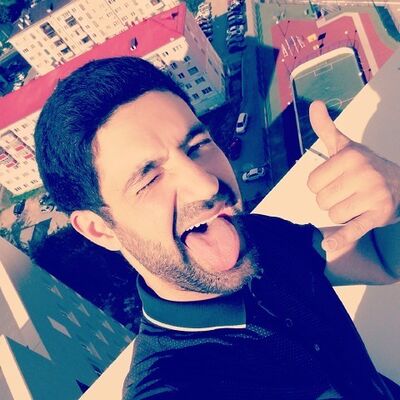  ,   Kamil, 29 ,   