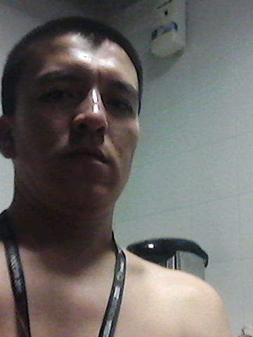  17205077  Iskander, 34 ,    